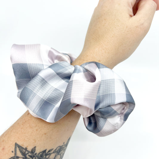 Frost Plaid - XXL Scrunchie